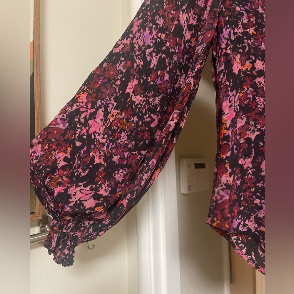 Gilner Farrar Riley Blouse In Midnight Garden - Picture 8 of 10